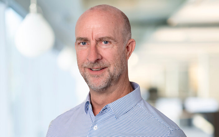 Dave Wolmutt Headshot