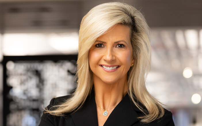 Jennifer Plagans Headshot