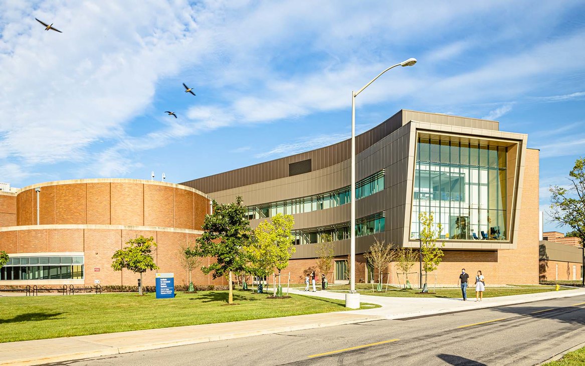 University of Michigan-Dearborn, Engineering Lab Building | SmithGroup