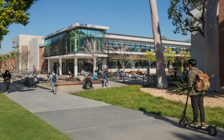 Cal State Long Beach | Student Success Center