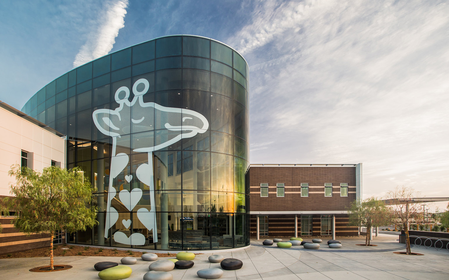 Valley Children's Specialty Care Center | SmithGroup