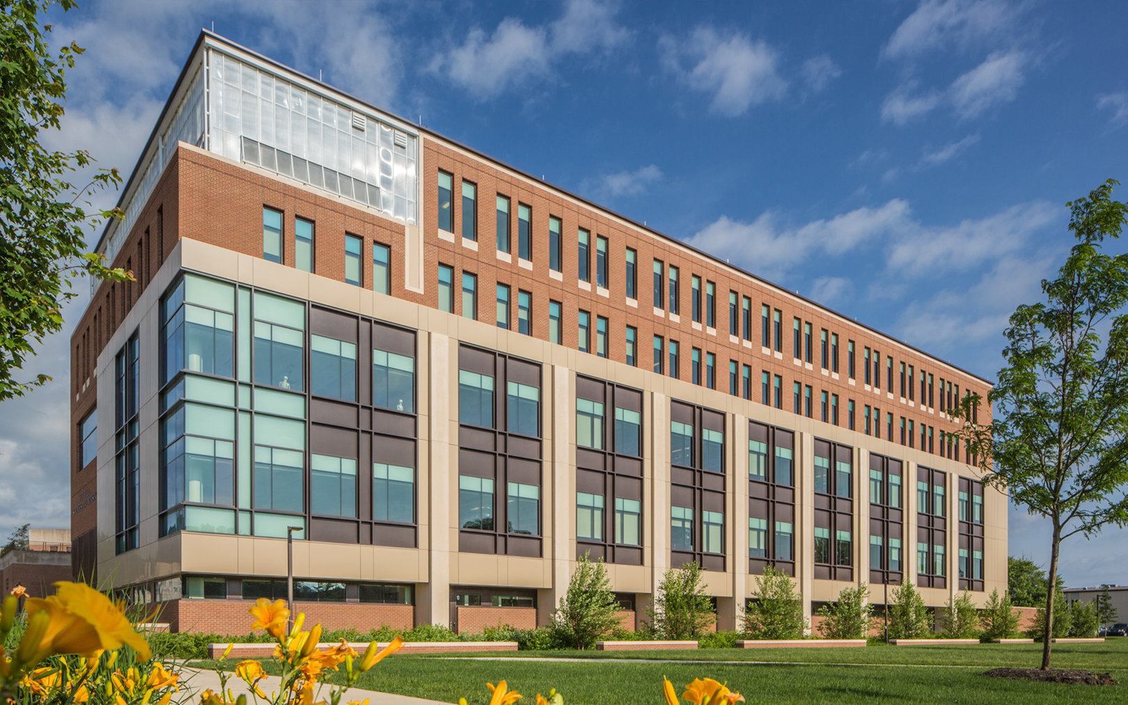 Ott Hall, Indiana Wesleyan University | SmithGroup